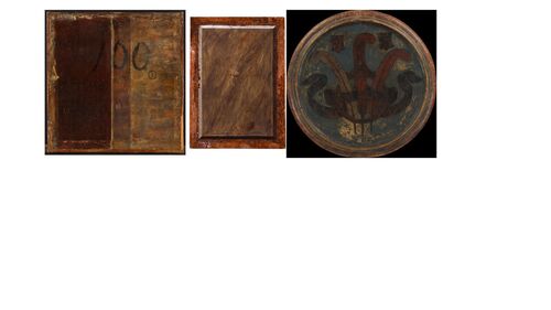 Detalle macro de un sello de lacre heráldico y etiqueta de inventario en el reverso de una pintura antigua analizada por Antonio Feijoo.